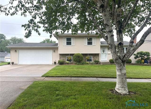 Property at 1796 Bucklew Dr, Toledo, OH 43613, 3 beds, 2 baths