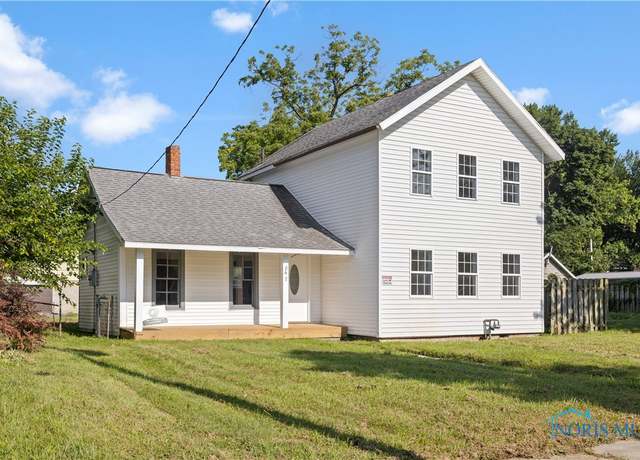 Property at 847 Mckinley Ave, Toledo, OH 43605, 3 beds, 1 bath