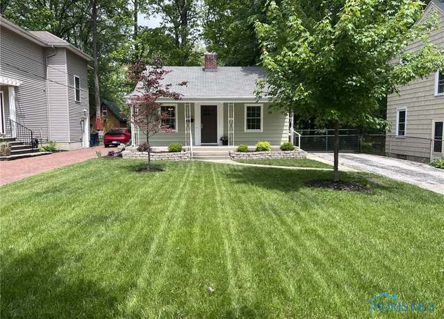 Property at 3010 Oxbridge Dr, Toledo, OH 43614, 2 beds, 1 bath