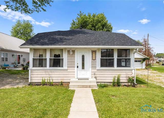 Property at 254 N Worthy St, Marblehead, OH 43440, 2 beds, 1 bath