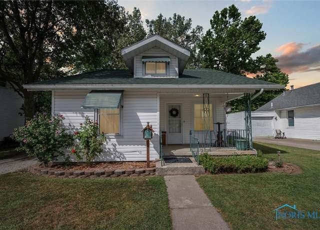 Property at 224 W Evers Ave, Bowling Green, OH 43402, 2 beds, 1 bath