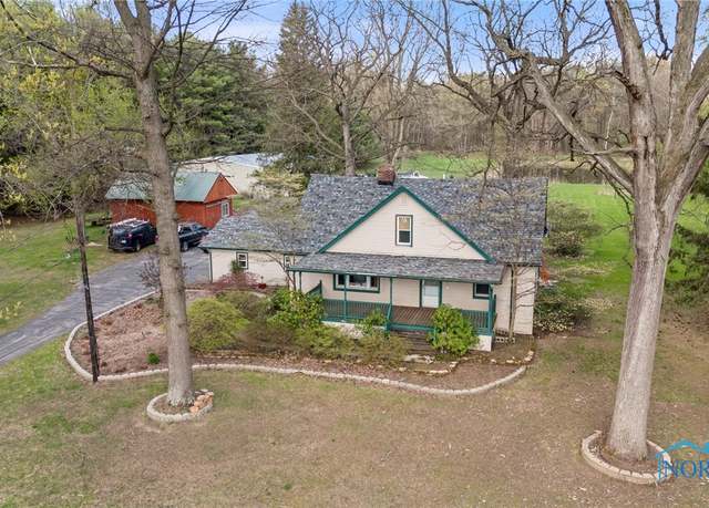 Property at 2620 Crissey Rd, Sylvania, OH 43560, 4 beds, 1.5 baths