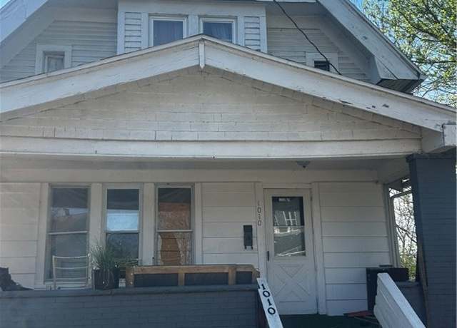 Property at 1010 Alden Ct, Toledo, OH 43609, 3 beds, 1 bath