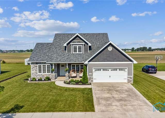 Property at 1209 Apache Dr, Wauseon, OH 43567, 4 beds, 2.5 baths