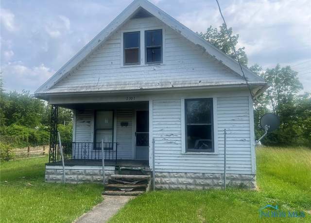 Property at 2307 Avondale Ave, Toledo, OH 43607, 3 beds, 1 bath