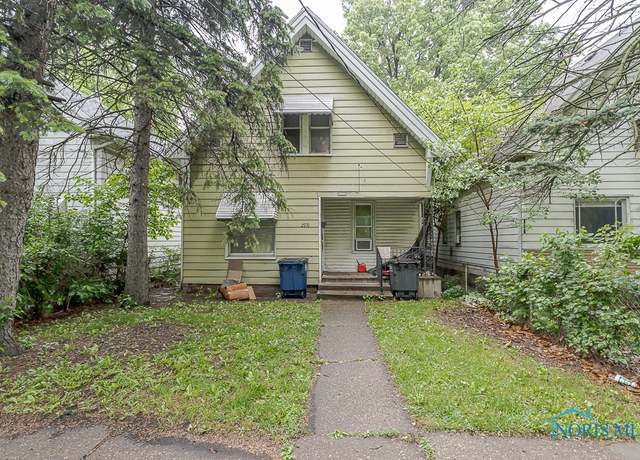 Property at 2731 Fremont St, Toledo, OH 43605, 3 beds, 1 bath