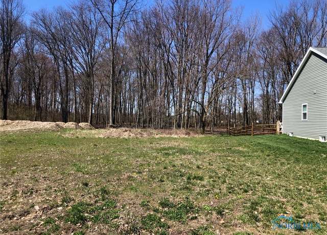 Property at 7018 Red Stag Ct, Whitehouse, OH 43571