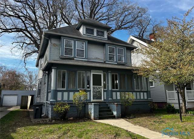 Property at 1061 Lincoln Ave, Toledo, OH 43607, 4 beds, 1.5 baths