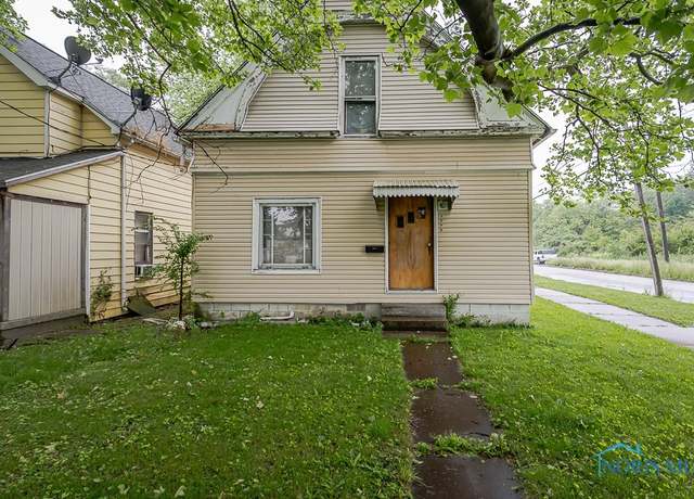 Property at 2602 Fremont St, Toledo, OH 43605, 3 beds, 1 bath