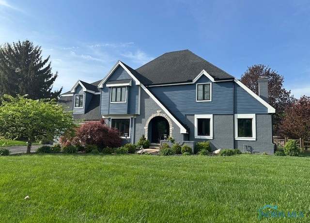 Property at 7106 Country Creek Rd, Maumee, OH 43537, 4 beds, 2.5 baths
