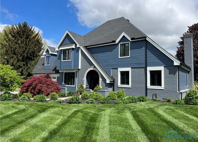 Property at 7106 Country Creek Rd, Maumee, OH 43537, 4 beds, 2.5 baths