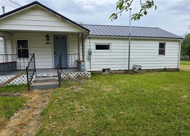 Property at 1037 Fishlock Ave, Findlay, OH 45840, 2 beds, 1 bath