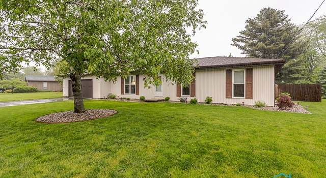 Photo of 510 N Wintergarden Rd, Bowling Green, OH 43402
