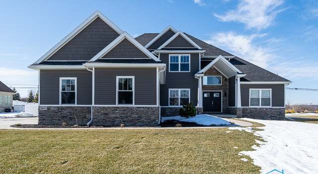 Photo of 2467 Goldenrod Ln, Perrysburg, OH 43551