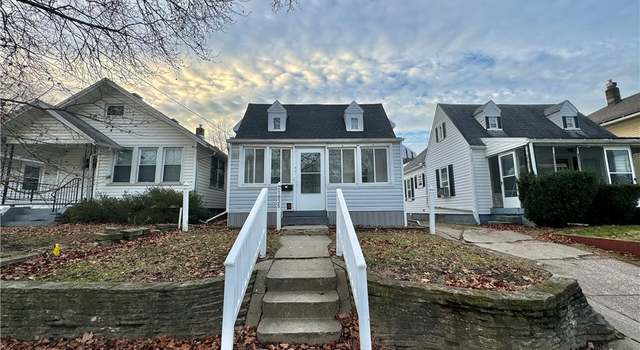 Photo of 1835 Loxley Rd, Toledo, OH 43613