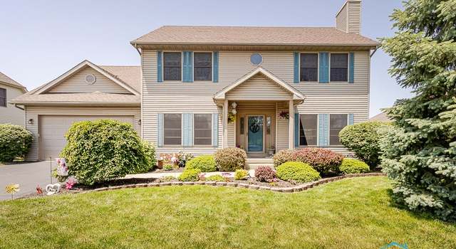 Photo of 1424 S Redhawk Dr, Perrysburg, OH 43551