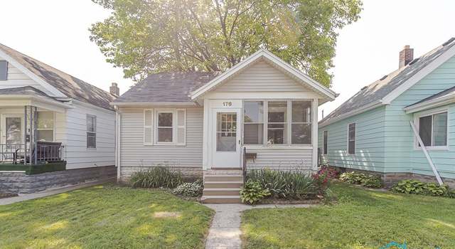 Photo of 176 Elm St, Rossford, OH 43460