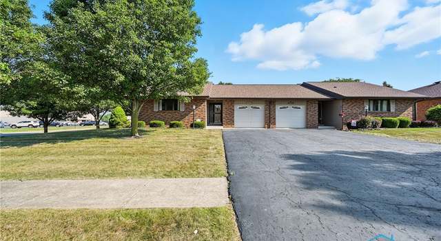 Photo of 2000 Silverstone Dr, Findlay, OH 45840