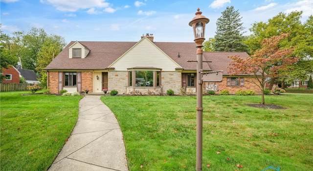 Photo of 2457 Densmore Dr, Toledo, OH 43606