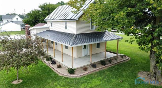 Photo of 670 N Ash St, Bascom, OH 44809
