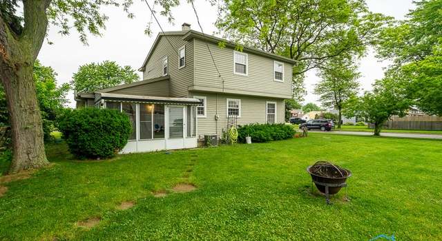 Photo of 3218 Hazelton Dr, Oregon, OH 43616
