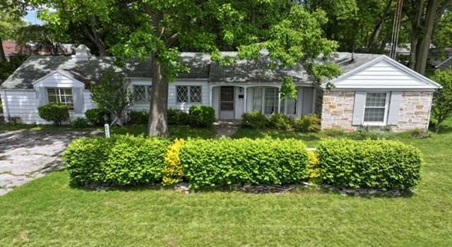 Photo of 3662 Kenwood Blvd, Toledo, OH 43606