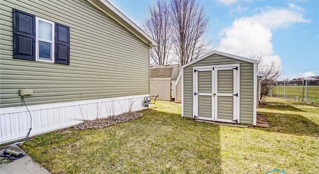 Photo of 715 S Holland Sylvania Rd #24, Toledo, OH 43615