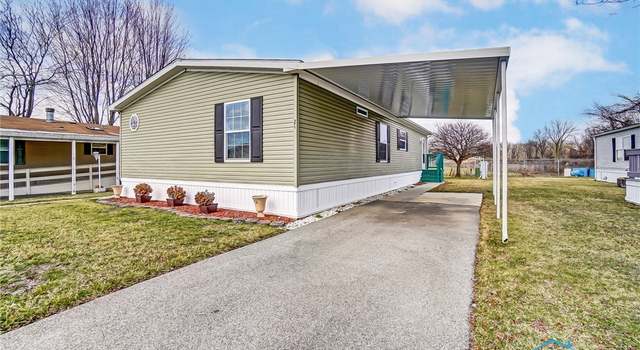 Photo of 715 S Holland Sylvania Rd #24, Toledo, OH 43615