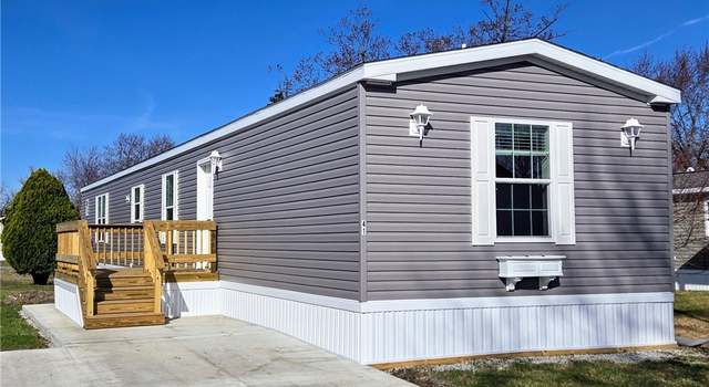 Photo of 1048 N Main St #41, Bowling Green, OH 43402