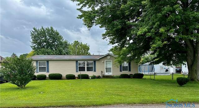 Photo of 325 Mary Ave, Northwood, OH 43619
