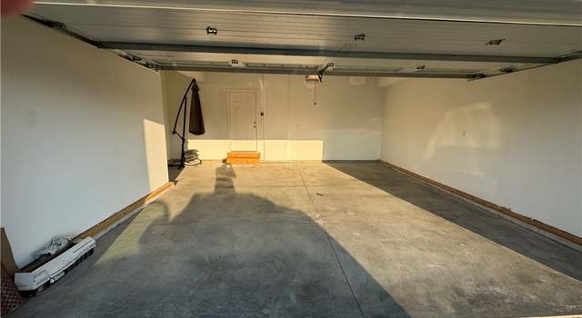 Photo of 148 Valley Hall Dr, Perrysburg, OH 43551