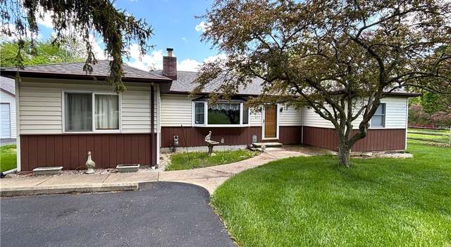 Photo of 611 Marilyn Dr, Rossford, OH 43460