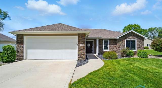 Photo of 447 N Elm St, Edgerton, OH 43517