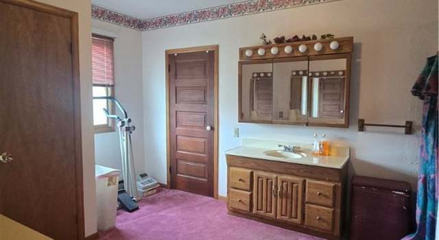 Photo of 6854 County Road 3, Swanton, OH 43558