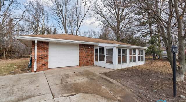 Photo of 922 Park St, Napoleon, OH 43545