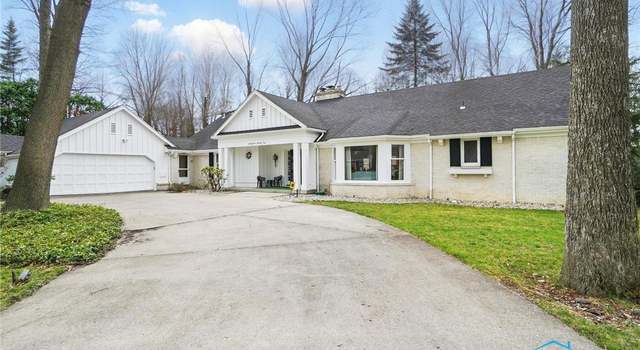 Photo of 2124 Bridlewood Dr, Toledo, OH 43614