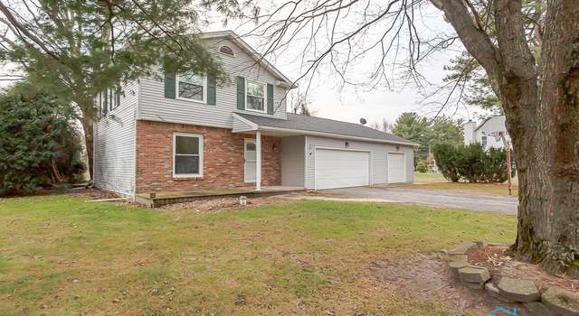 Photo of 8226 Woodbrier Ln, Grand Rapids, OH 43522