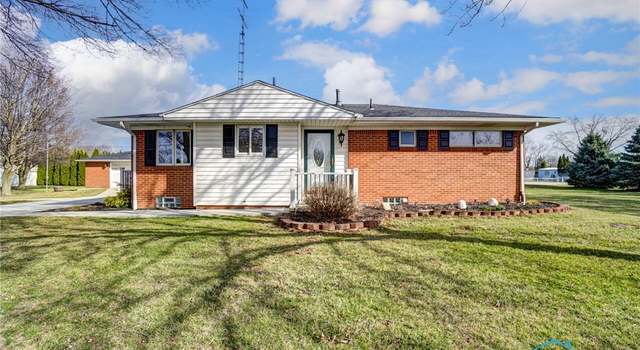 Photo of 859 Gibson Dr, Toledo, OH 43612