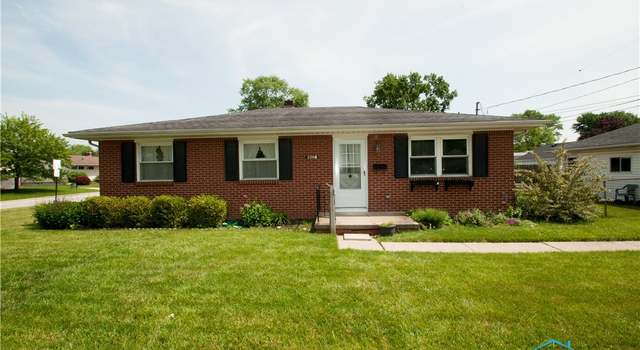 Photo of 2208 Meadow Ave, Maumee, OH 43537