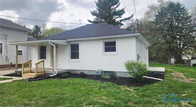 Photo of 207 College St, Fayette, OH 43521