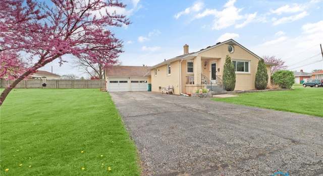 Photo of 10 Santus Dr, Rossford, OH 43460