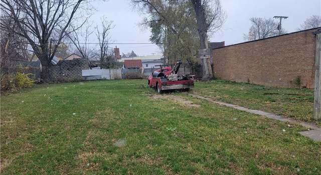 Photo of 2114 Front St, Toledo, OH 43605