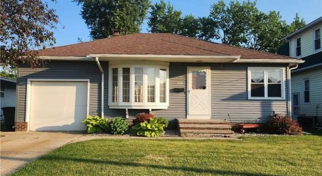 Photo of 208 E Union St, Walbridge, OH 43465