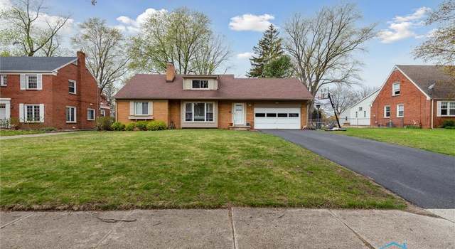 Photo of 2919 Densmore Dr, Toledo, OH 43606