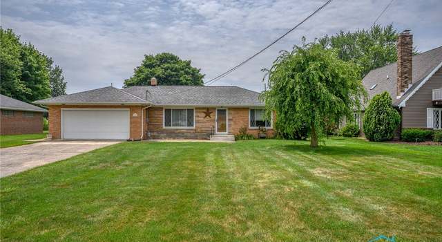 Photo of 126 Martin Ave, Pemberville, OH 43450