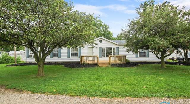 Photo of 295 S Meachem Rd, Port Clinton, OH 43452