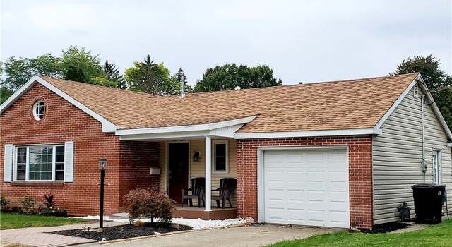 Photo of 11 Park Ct, Napoleon, OH 43545