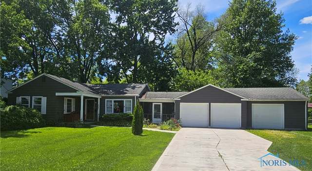 Photo of 937 Fairview Ave, Bowling Green, OH 43402