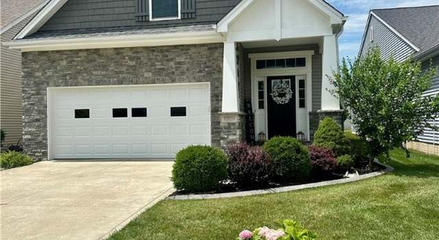 Photo of 8904 N Park Lake Cir, Sylvania, OH 43560