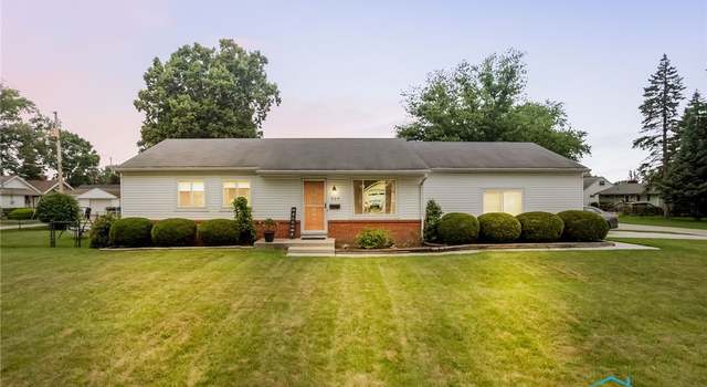 Photo of 324 S Berlin Ave, Oregon, OH 43616